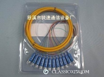 12芯束状尾纤 通信网络中的关键配件及其市场供应解析